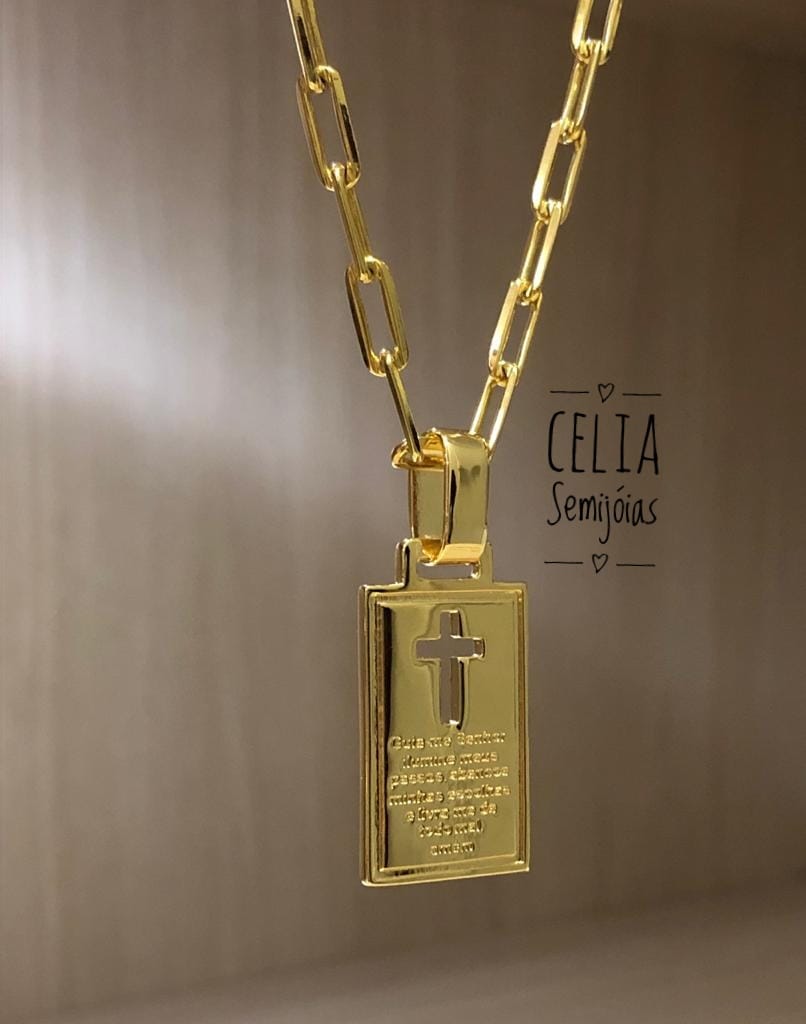 PINGENTE PLACA COM CRUZ VAZADA E ORACAO