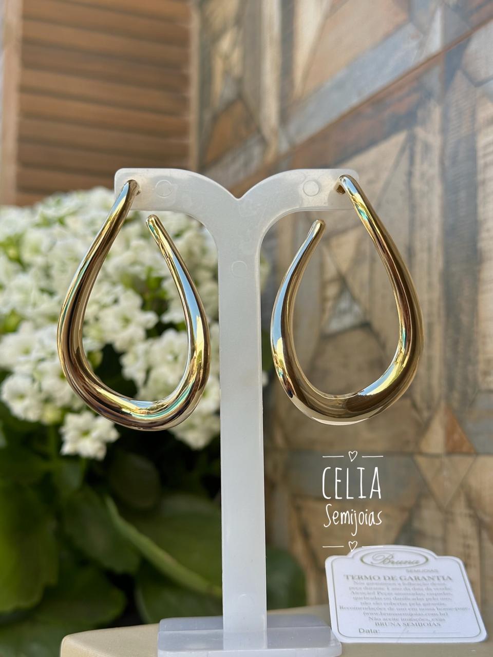 BRINCO GISELE ARGOLA EM V – T.GDE