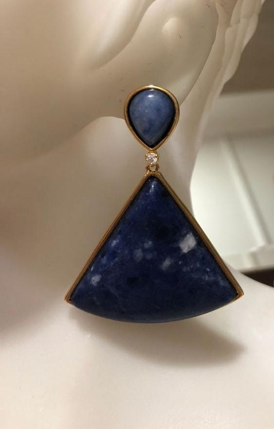 BRINCO DE PEDRA AZUL COM ZIRCONIA TRIANGULO